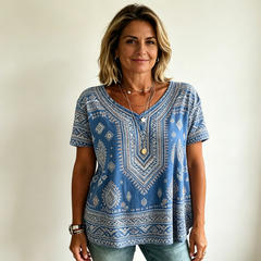 【Colecția Vacanță 2026】Tricou de Damă Lejer cu Imprimeu Bohemian și Etnic, Bluză de Vară cu Decolteu în V, Croială Oversize (6 Culori, Mărimi S-5XL) ✨