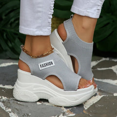 ☁【Atât de moi încât nu vei mai vrea să îi dai jos】Sandale cu talpă groasă și material flyknit respirabil – confortabile, ușoare și perfecte pentru vară