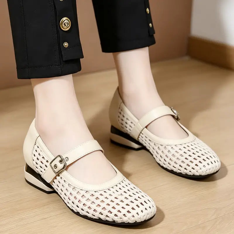 👡 pantofi franțuzești cu toc mic, design împletit și decupaje respirabile