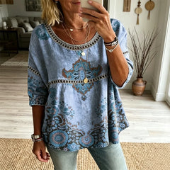 Stil Boho-Chic Parizian: Imprimeu digital vibrant și detalii rafinate din dantelă perforată pentru un look tineresc și plin de prospețime!