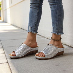 Papuci Damă din Piele Naturală | Model Crocodil | Talpă Confortabilă | Mărimi 36-43