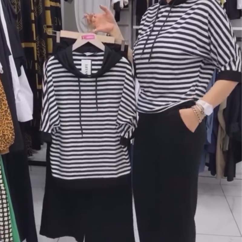 💥 REDUCERI 💥 Set de top în dungi și pantaloni uni pentru femei