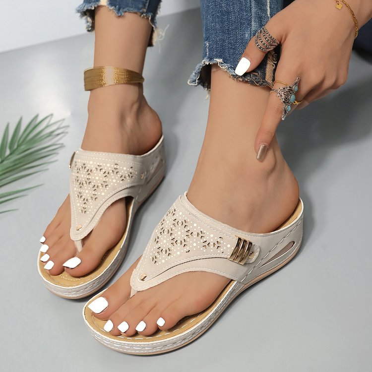 😍🔥[35-43]2026 Papuci papuci antiderapanti confortabili de vara pentru femei. Se potrivește piciorului elegant și confortabil.