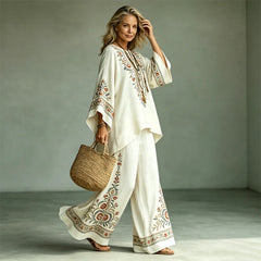 Compleu de Vară Boho din 2 Piese pentru Femei – Bluză Lejeră și Pantaloni Largi cu Broderie Florală, Material Moale, Respirabil cu Efect de In
