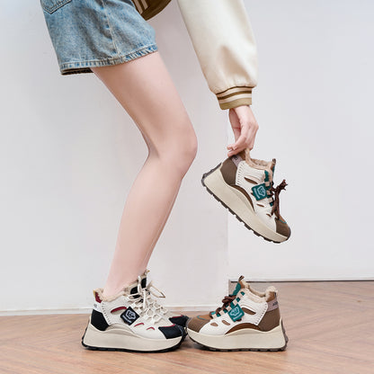 Ρετρό casual παπούτσια με συνδυασμό χρωμάτων