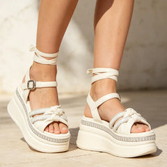 【35-40】Model Nou 2026: Sandalele sport-chic cu talpă groasă. Confortul maxim întâlnește strălucirea diamantelor!