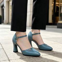 ✨ Eleganță rafinată și confort absolut! Sandale elegante din piele cu toc gros și baretă pe gleznă (Mărimi 35-40 / Ideal de purtat toată ziua)! 👠