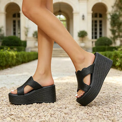 👡【+9 cm înălțime】Papuci eleganți și la modă, cu platformă groasă și talpă tip pană
