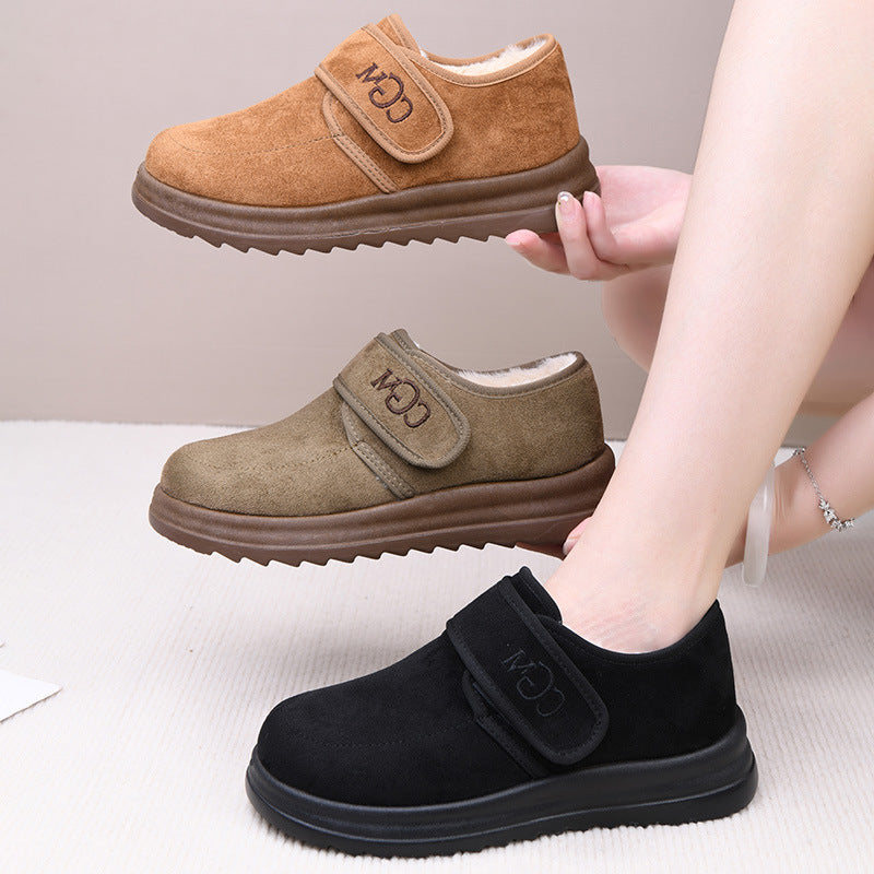 Χειμερινά μοντέρνα κοντά μποτάκια με μαλακή σόλα για άνετη καθημερινή χρήση