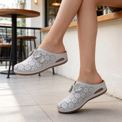 Sandale închise din piele naturală cu model floral ajurat | Pantofi de damă cu toc plat, în stil etnic, cu talpă moale | Confortabile și nu obositoare pentru picioare, mărimi 36-43
