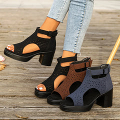 sandale romane cu toc înalt, stil fashion, decupaje elegante