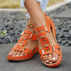 👡 Sandale Romane cu Platformă și Catarame Metalice – Barete Elastice, Talpă Ultra-Moale și Confort de 5.5 cm! ☀️✨