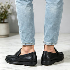 ✨Mocasini Bărbați din Piele Naturală Premium: Talpă Moale Flexibilă, Corectarea Posturii și Calmare Durere de Picioare