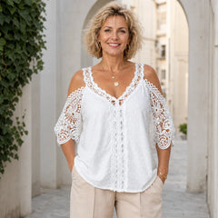 Bluză la modă cu mânecă scurtă umeri goi dantelă și decupaje